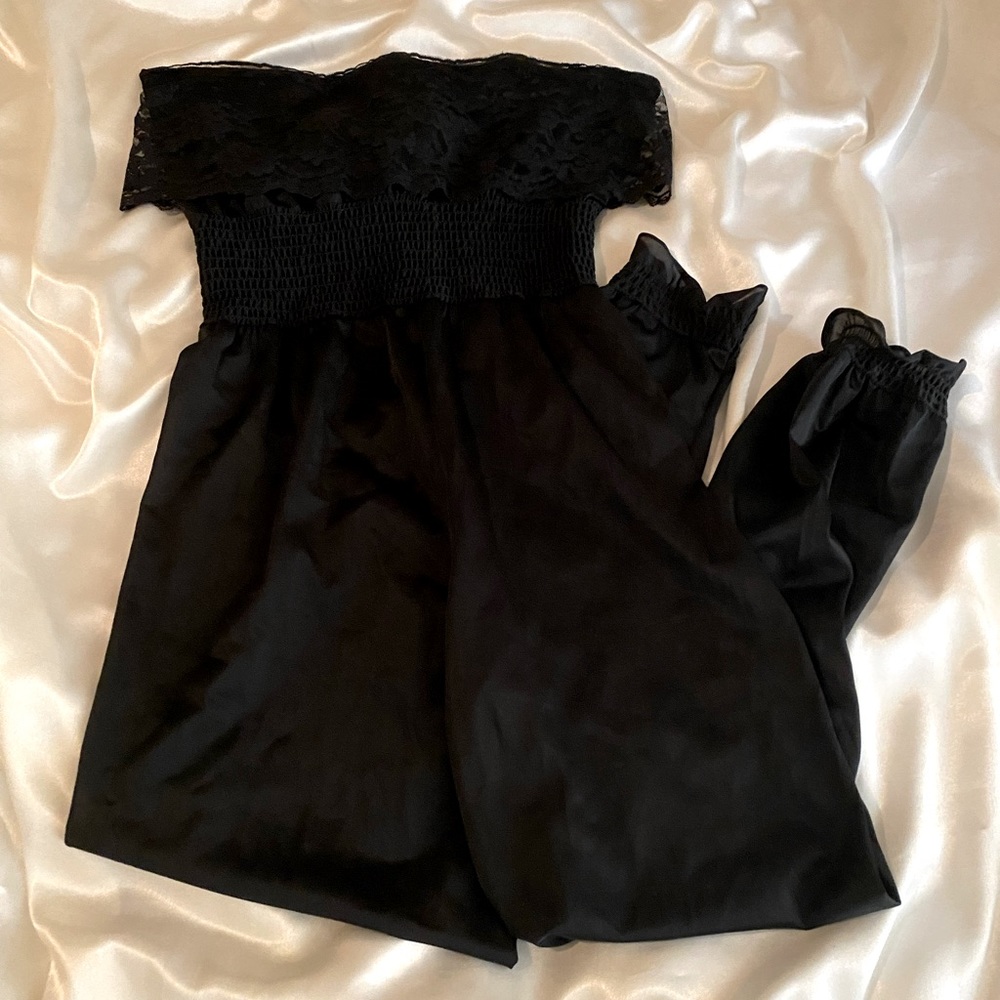 Sexy vintage noir lace jumpsuit